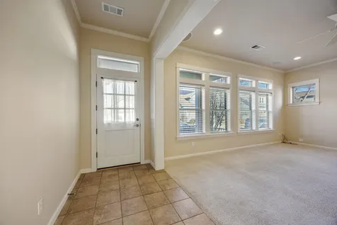 438 Briscoe Place Ashland OR 97520
