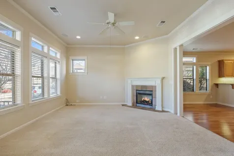 438 Briscoe Place Ashland OR 97520