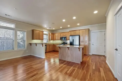 438 Briscoe Place Ashland OR 97520