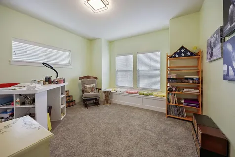 1831 Dulcimer Lane Medford OR 97501