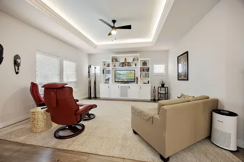 1831 Dulcimer Lane Medford OR 97501