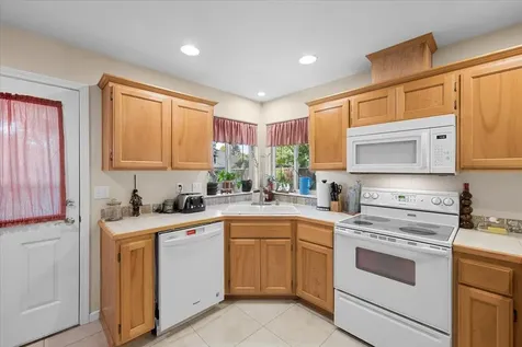 184 Keystone Way Eagle Point OR 97524