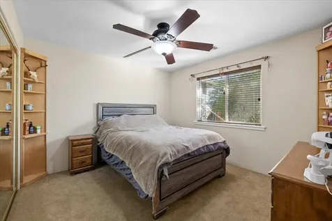 184 Keystone Way Eagle Point OR 97524
