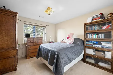 184 Keystone Way Eagle Point OR 97524
