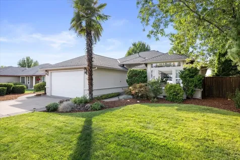 184 Keystone Way Eagle Point OR 97524