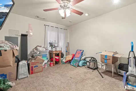 3061 Tahitian Avenue Medford OR 97504