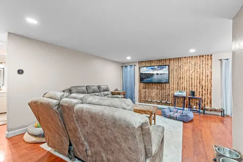 3061 Tahitian Avenue Medford OR 97504