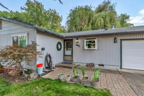 3061 Tahitian Avenue Medford OR 97504