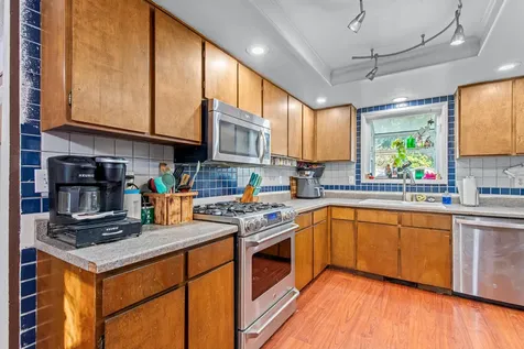 3061 Tahitian Avenue Medford OR 97504