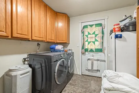 3061 Tahitian Avenue Medford OR 97504