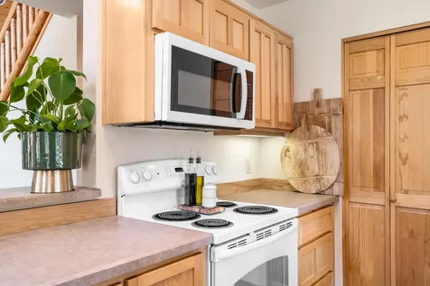 8655 Red Wing Lane Redmond OR 97756