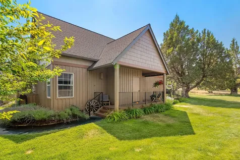 8655 Red Wing Lane Redmond OR 97756