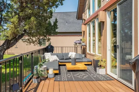 8655 Red Wing Lane Redmond OR 97756