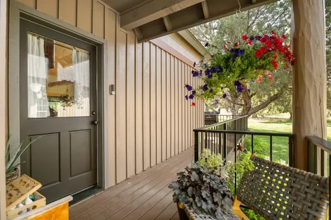 8655 Red Wing Lane Redmond OR 97756