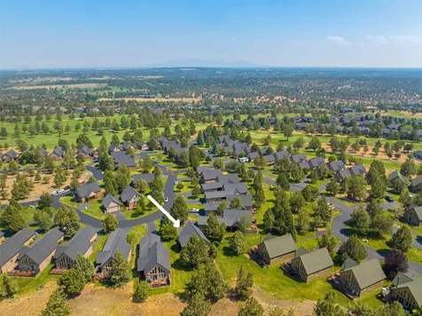 8655 Red Wing Lane Redmond OR 97756