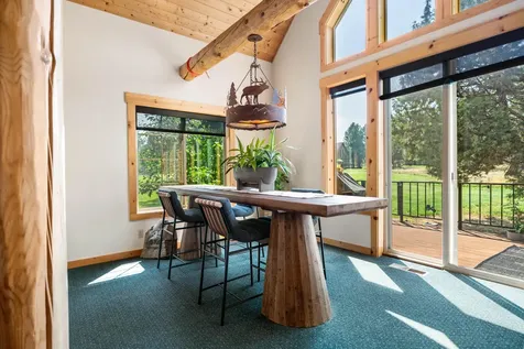 8655 Red Wing Lane Redmond OR 97756
