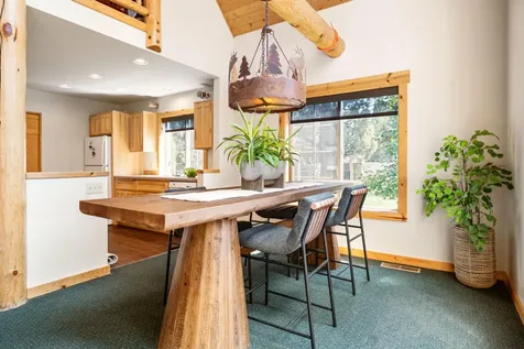 8655 Red Wing Lane Redmond OR 97756