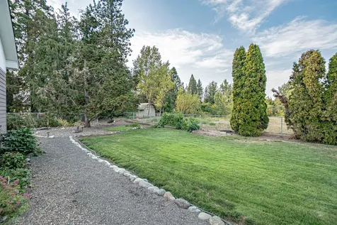 1988 Taylor Road Central Point OR 97502