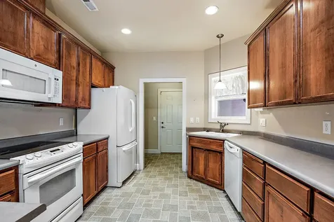 511 Blue Moon Drive Central Point OR 97502