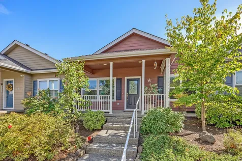 511 Blue Moon Drive Central Point OR 97502