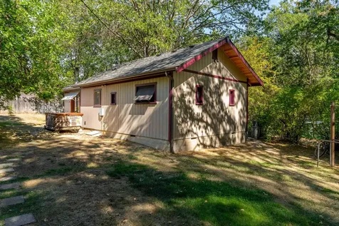 2906 Demaray Drive Grants Pass OR 97527