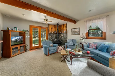 2906 Demaray Drive Grants Pass OR 97527