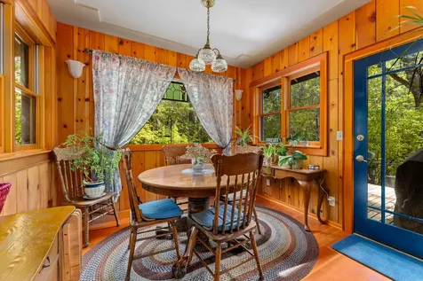 2906 Demaray Drive Grants Pass OR 97527