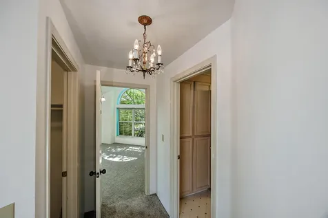 462 Lori Lane Ashland OR 97520