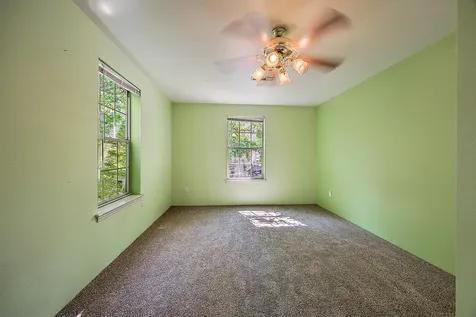 462 Lori Lane Ashland OR 97520