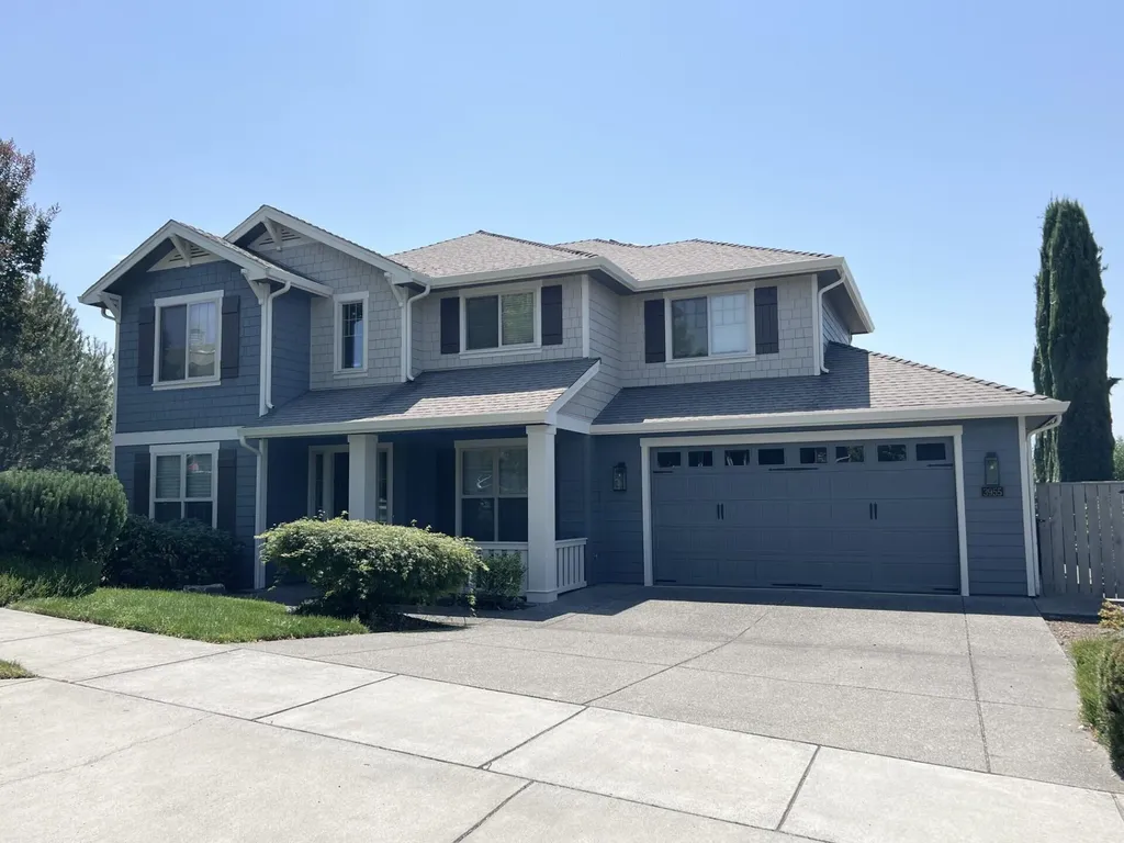 3955 Fieldbrook Avenue Medford OR 97504