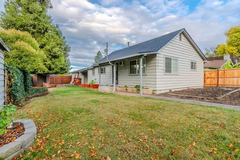 507 Effie Street Medford OR 97504