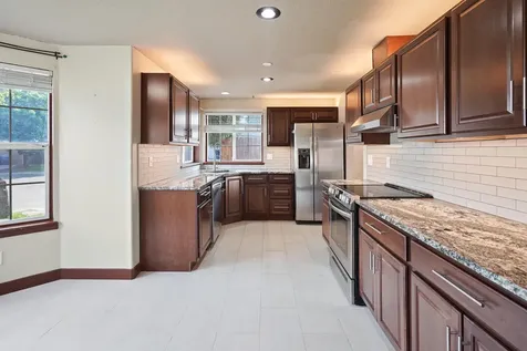 2209 SW 30th Court Redmond OR 97756