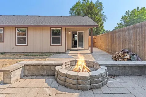 2209 SW 30th Court Redmond OR 97756