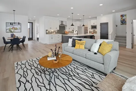 2745 NE Rainier Drive Bend OR 97701