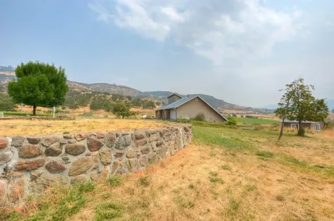 2585 David Lane Medford OR 97504