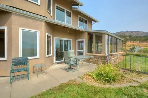2585 David Lane Medford OR 97504