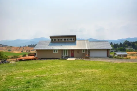 2585 David Lane Medford OR 97504