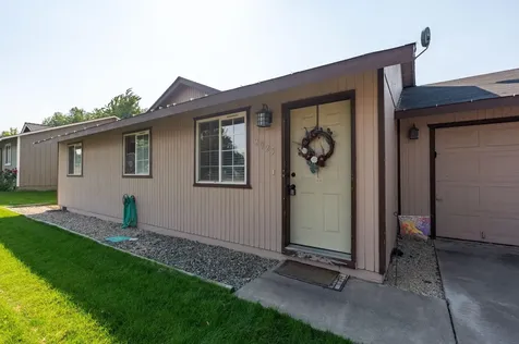 2025 SW 31st Street Redmond OR 97756