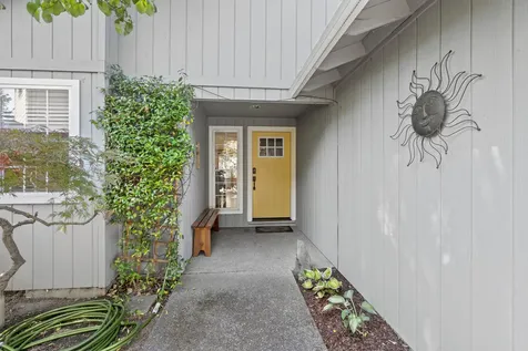 1371 Brook Court Medford OR 97504