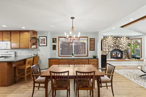 1371 Brook Court Medford OR 97504