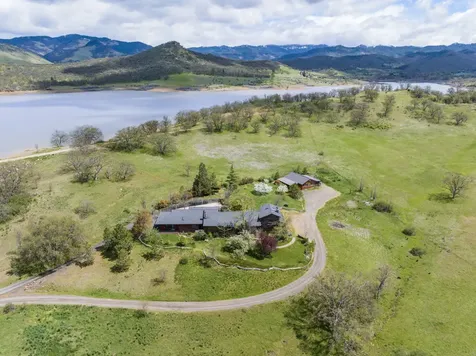 170 Emigrant Lake Road Ashland OR 97520