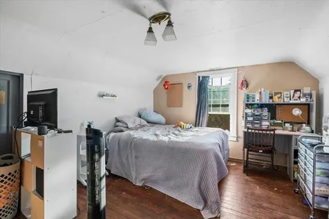 1966 Ross Lane Medford OR 97501