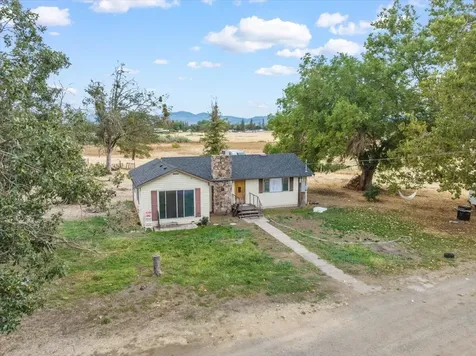 629 Gibbon Road Central Point OR 97502