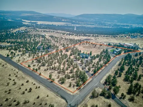 10906 SE View Top Lane Prineville OR 97754