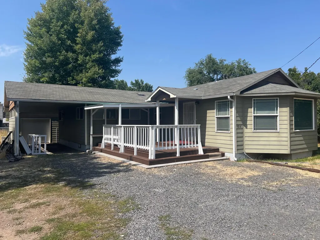 4816 Summers Lane Klamath Falls OR 97603