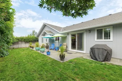 609 SE Liberty Drive Grants Pass OR 97527
