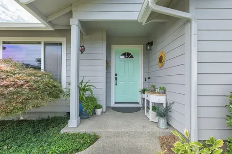609 SE Liberty Drive Grants Pass OR 97527