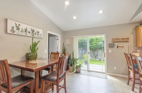 609 SE Liberty Drive Grants Pass OR 97527