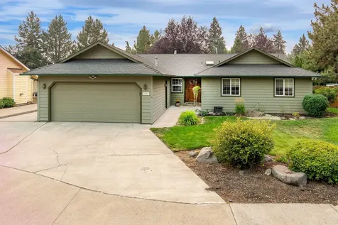 1903 SE Arborwood Avenue Bend OR 97702