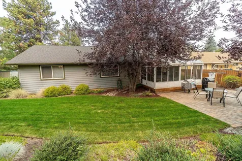 1903 SE Arborwood Avenue Bend OR 97702
